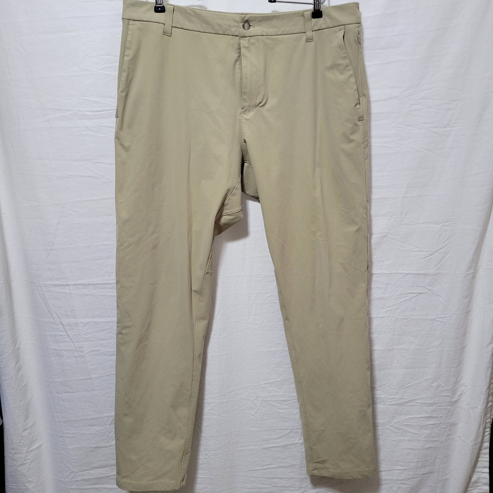 Lululemon Commission Pants Classic Mens 36x31 Chino Performance‎ Khaki LM5AEXS